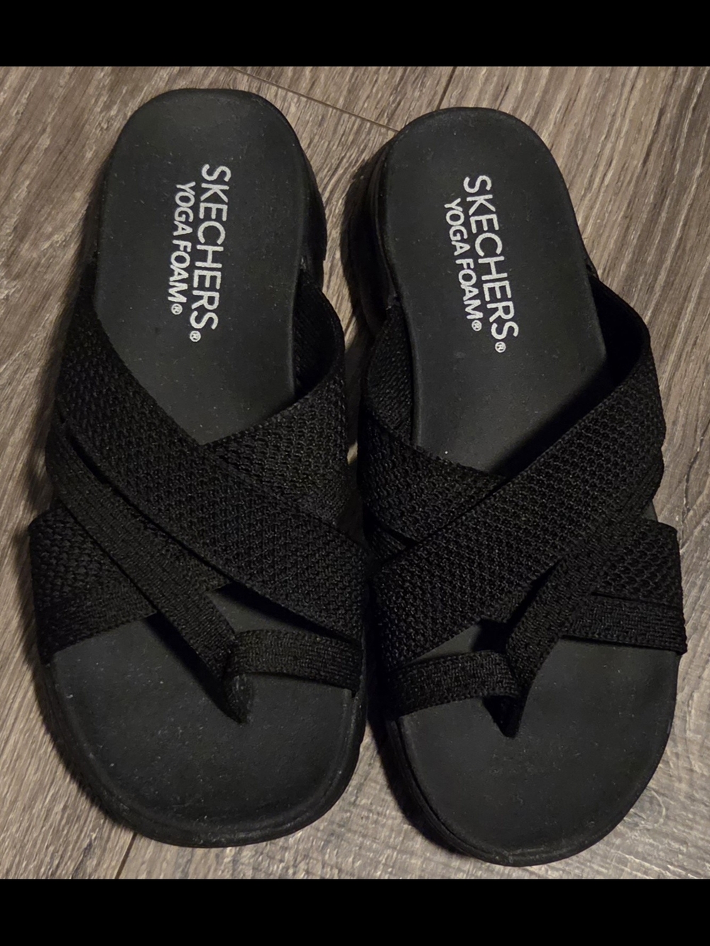 Skechers Black Cross-Size 6- Yoga Foam Sandals-BOX NOT INCLUDED